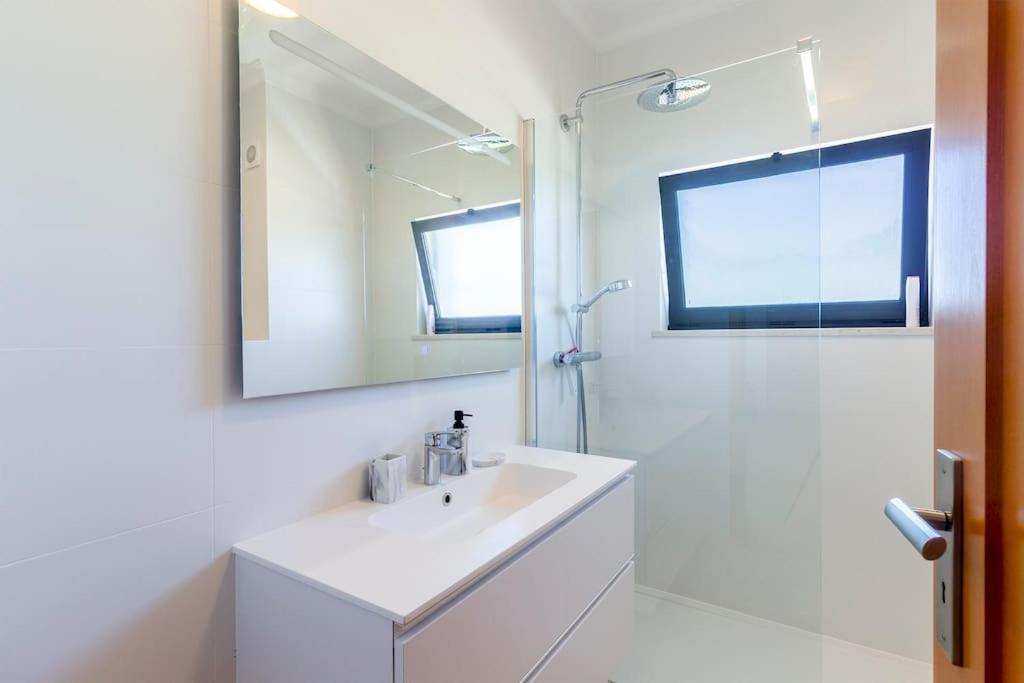 Apt At Porto De Mos With Pool Lagos Ngoại thất bức ảnh