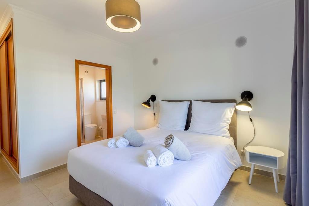 Apt At Porto De Mos With Pool Lagos Ngoại thất bức ảnh